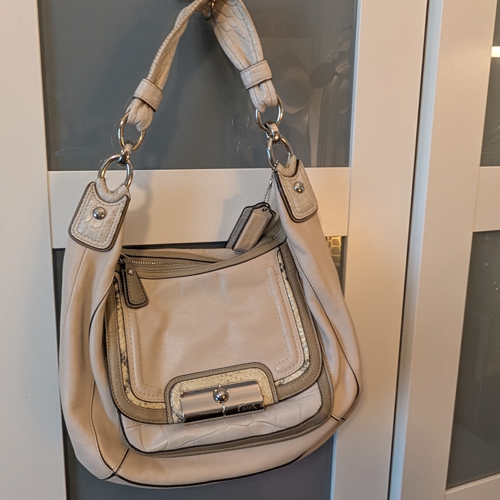 Coach Kristin Spectator Leather Hobo Ivory Beige Snakeskin Cross body 16803